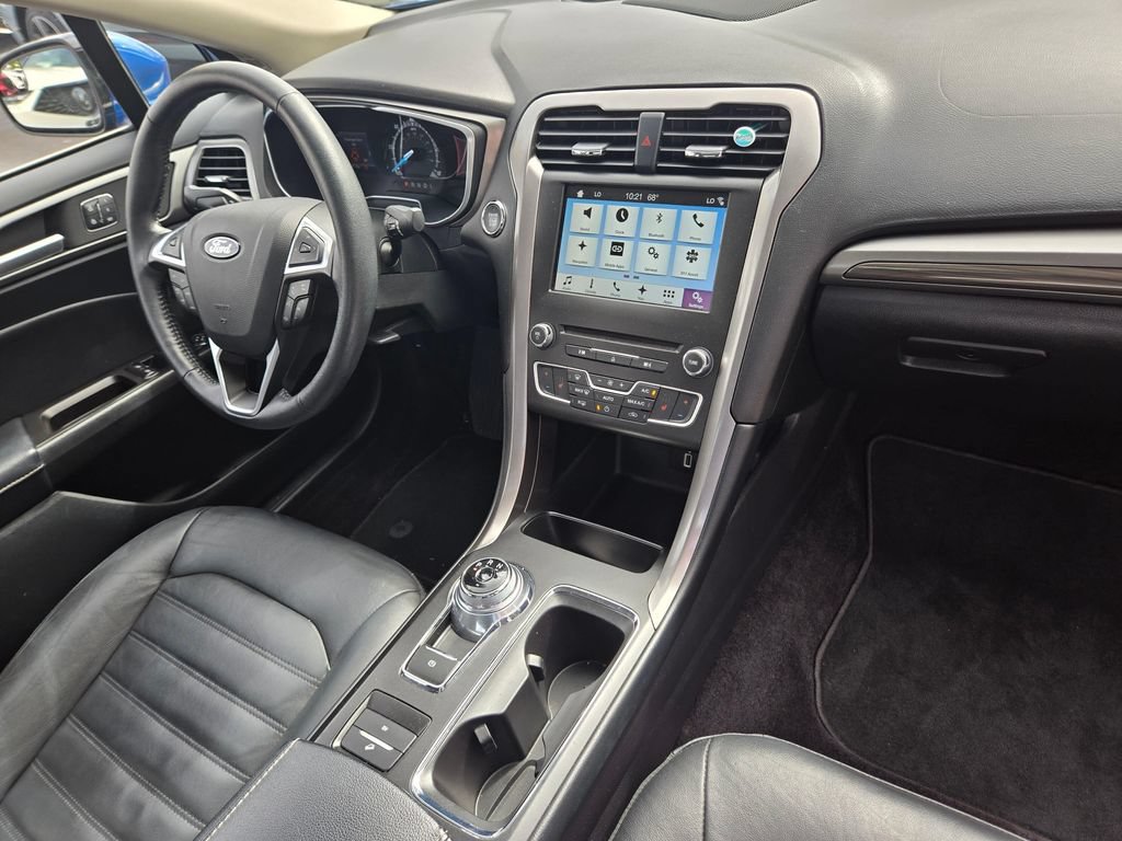 Used 2017 Ford Fusion Energi SE FWD image 10