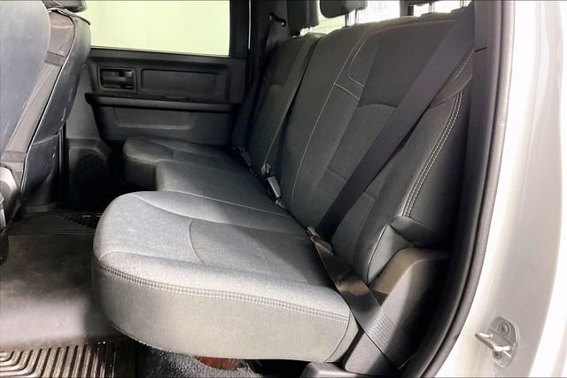 Used 2024 RAM 2500 Tradesman w/ Chrome Appearance Group AWD/4WD image 3