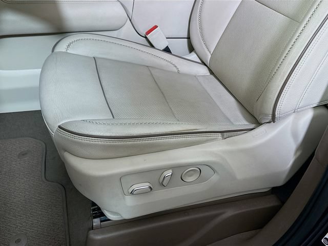 Used 2023 GMC Yukon XL Denali AWD/4WD image 27