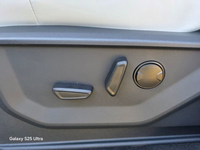 New 2026 Ford Expedition Max Platinum image 10