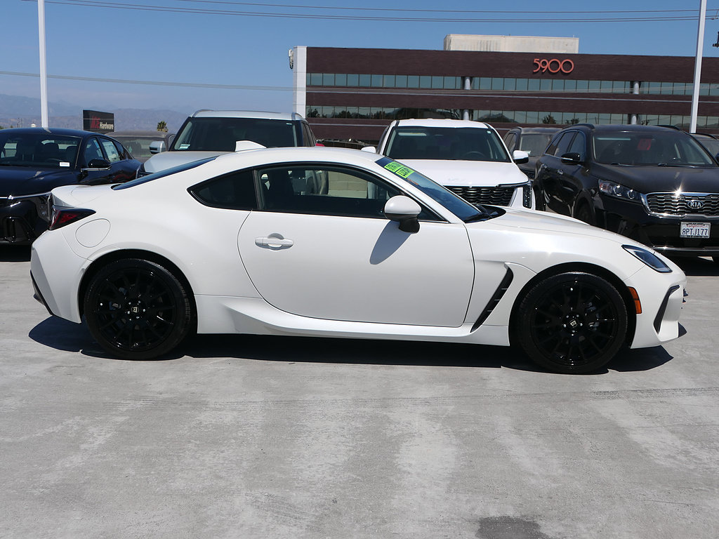 Used 2023 Subaru BRZ Limited RWD image 2
