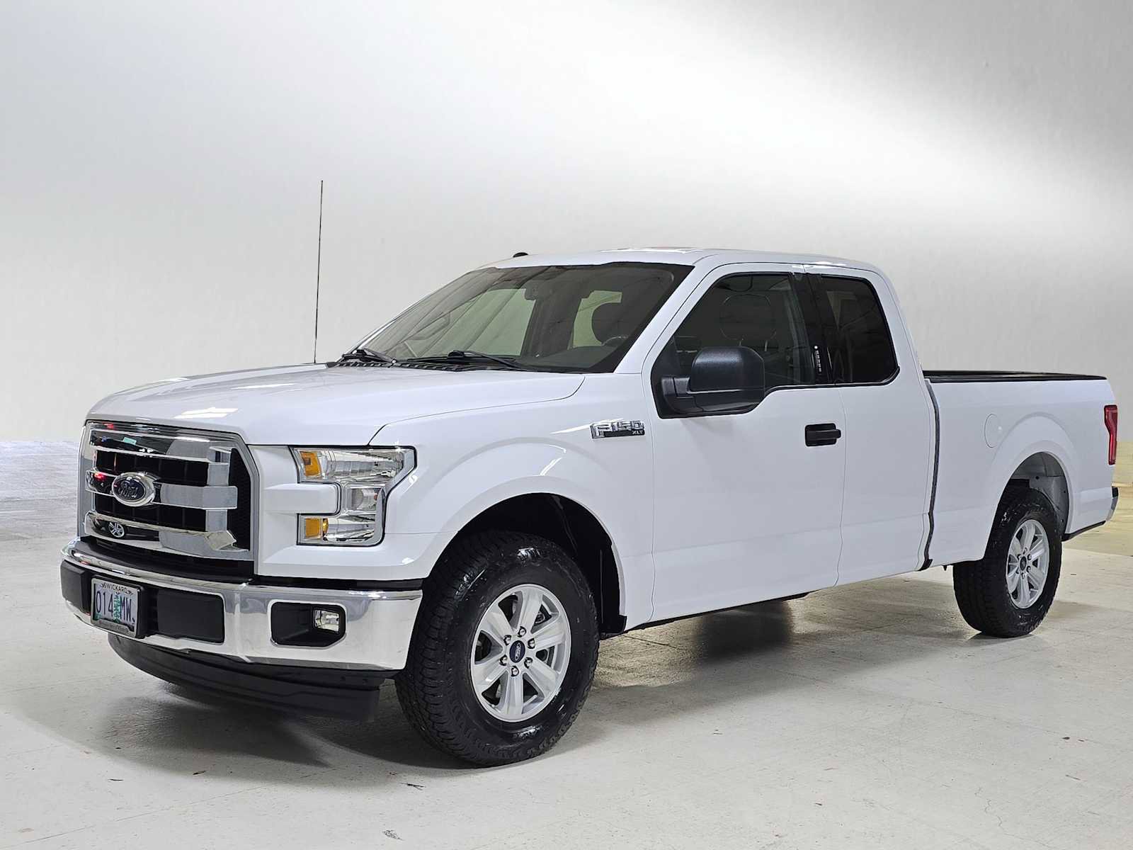 Used 2017 Ford F150 XLT RWD image 7