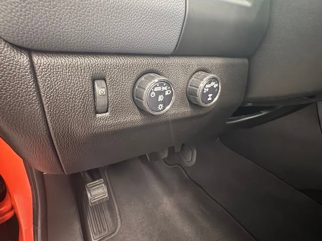 Used 2019 Chevrolet Colorado Z71 AWD/4WD image 17
