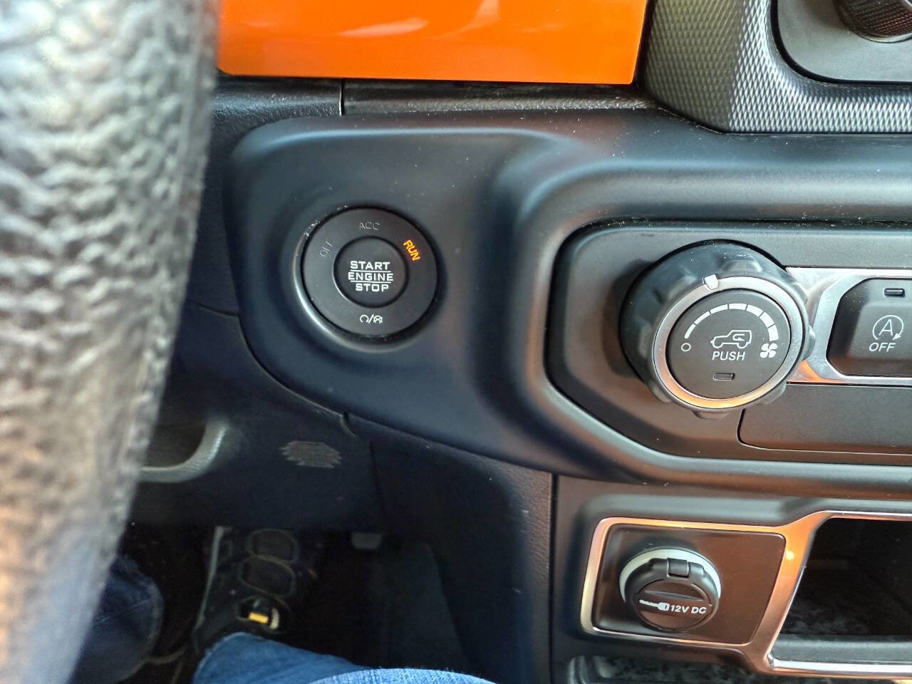 Used 2019 Jeep Wrangler Unlimited Sport image 25