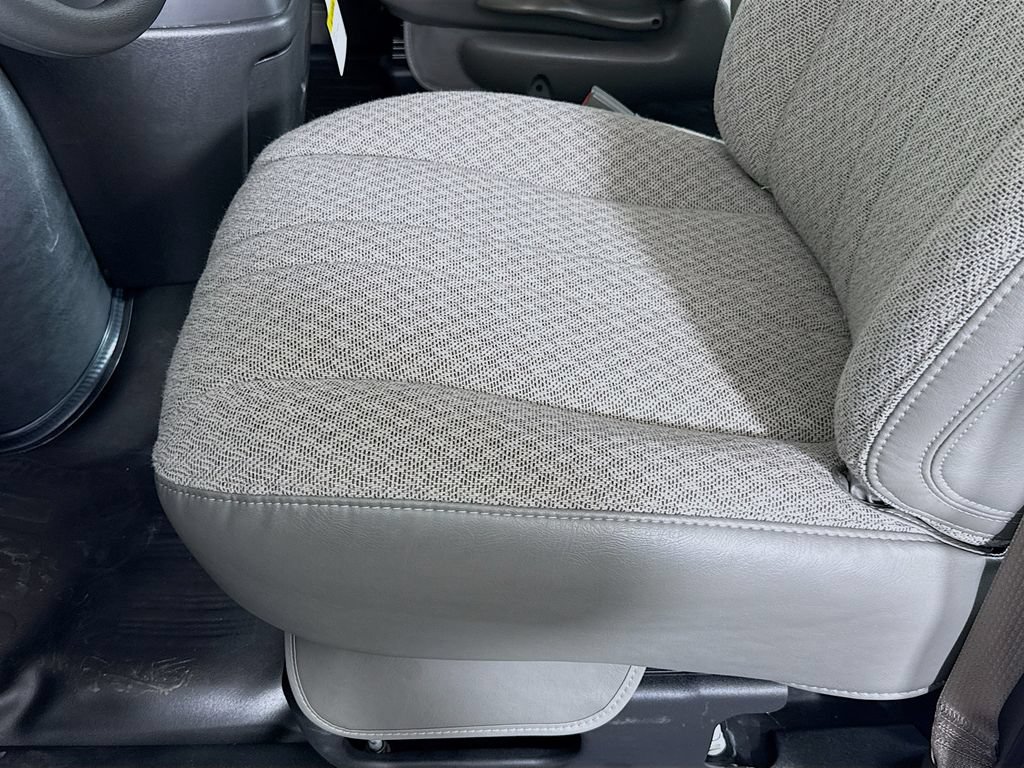 New 2026 Chevrolet Express 2500 w/ Driver Convenience Package RWD image 18