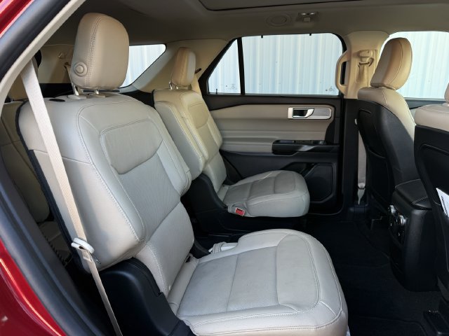 Used 2020 Ford Explorer Limited AWD/4WD image 32