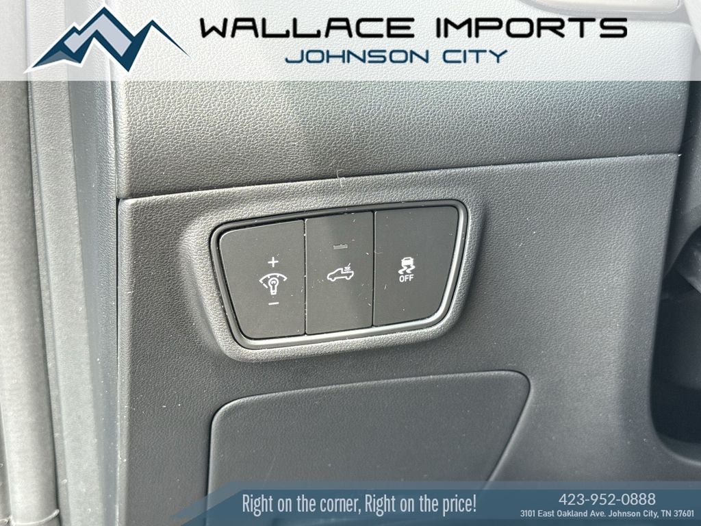 Used 2024 Hyundai Santa Cruz SE FWD image 29