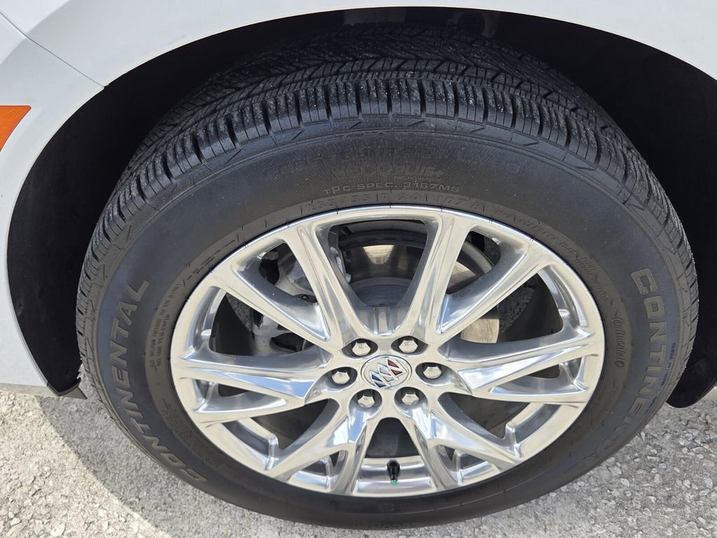 Used 2024 Buick Enclave Essence w/ Experience Buick Package AWD/4WD image 9
