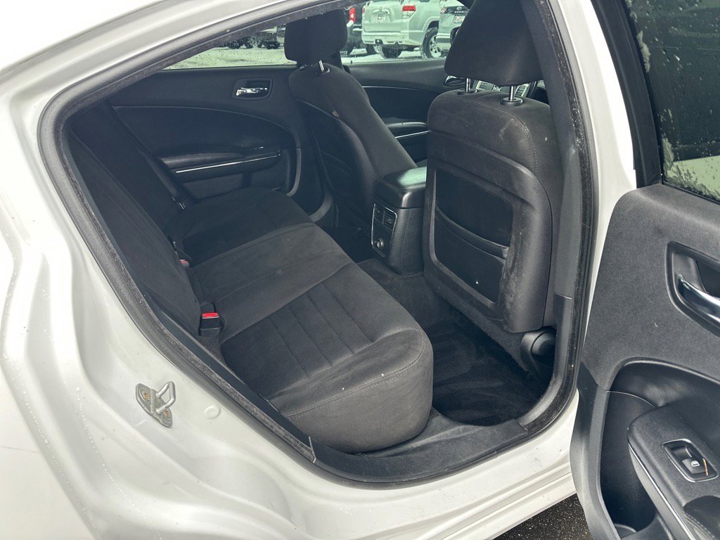 Used 2014 Dodge Charger SXT RWD image 13