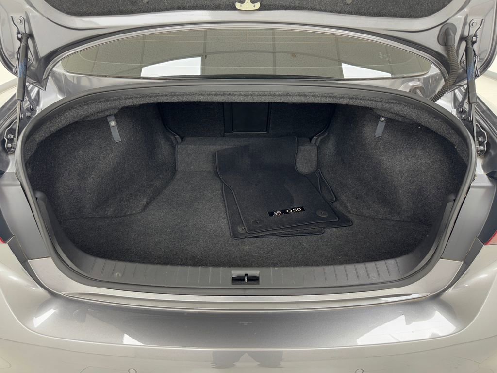 Used 2022 INFINITI Q50 Sensory image 32