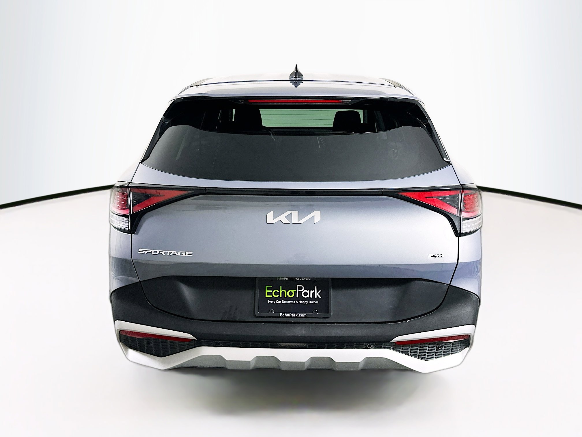 Used 2025 Kia Sportage LX image 7