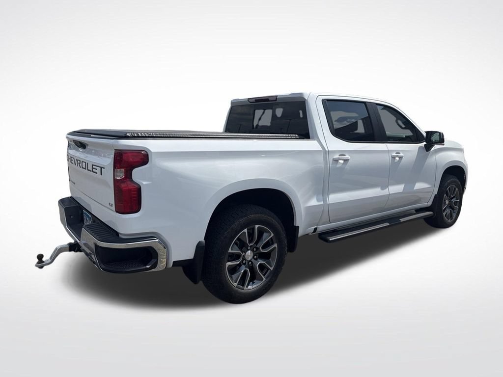 Used 2024 Chevrolet Silverado 1500 LT w/ Z71 Off-Road Package AWD/4WD image 5
