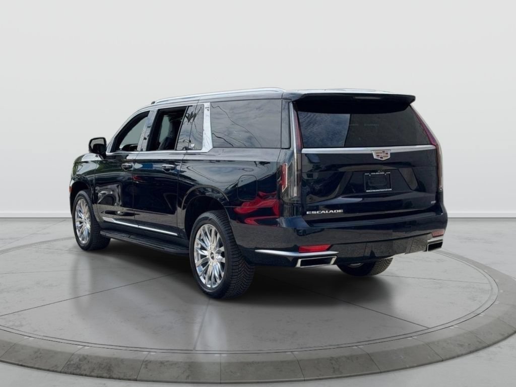 Used 2022 Cadillac Escalade ESV Premium Luxury AWD/4WD image 5