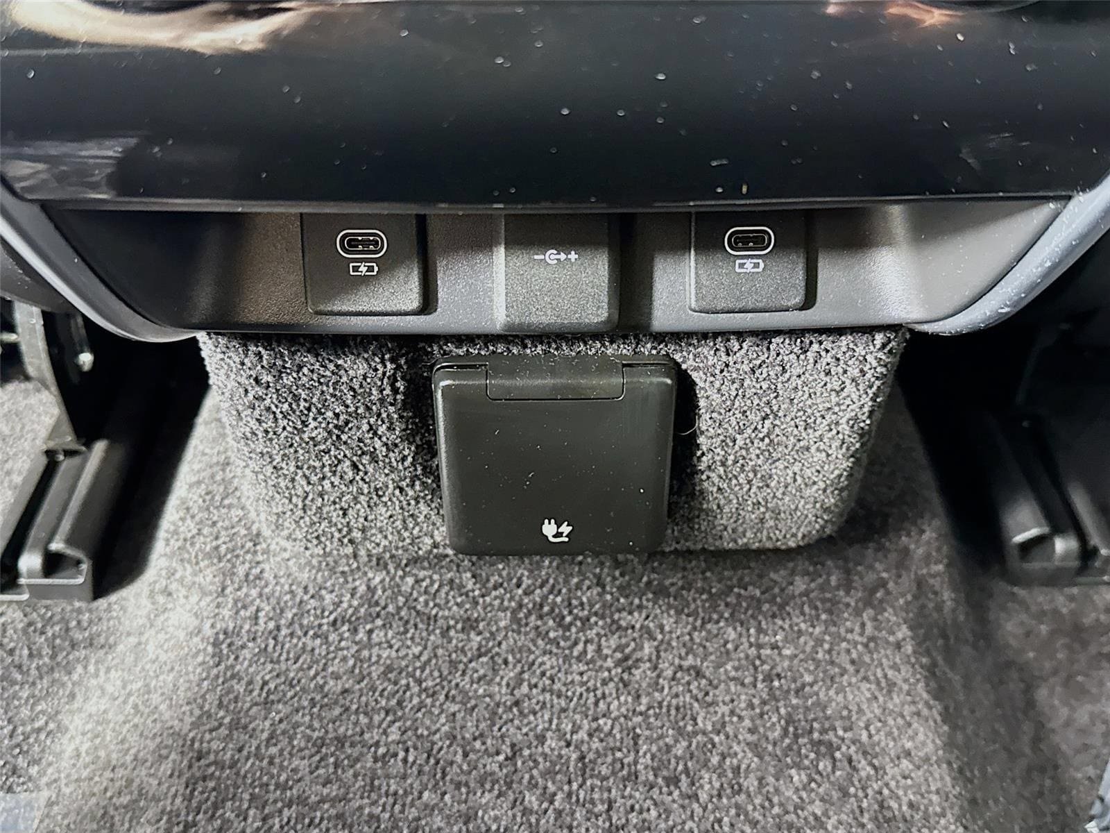 Used 2023 Land Rover Range Rover SE AWD/4WD image 28