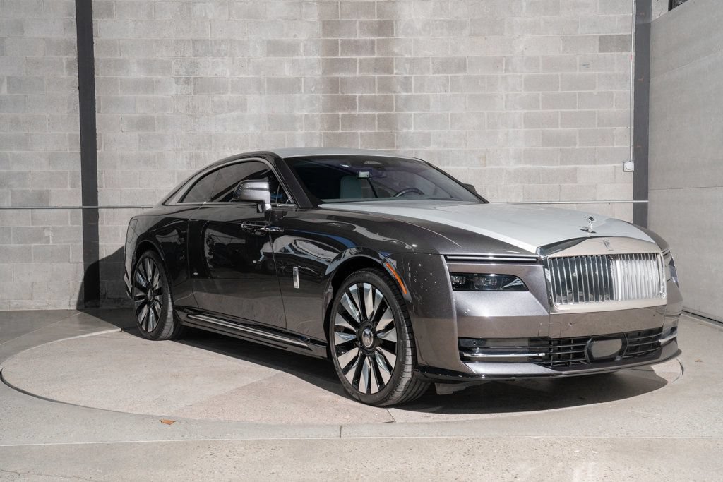 Used 2024 Rolls-Royce Spectre w/ Spectre Launch Package AWD/4WD image 1