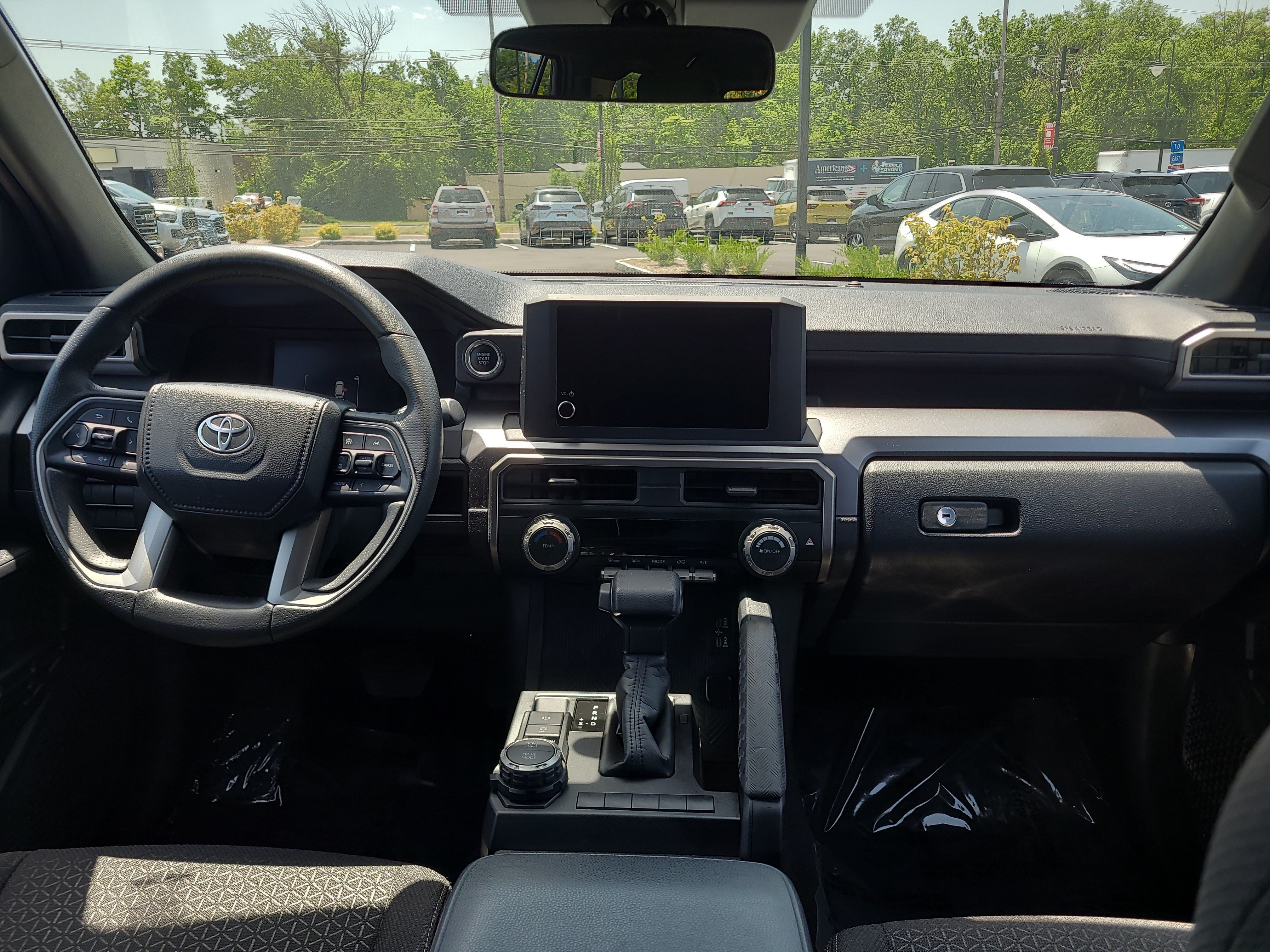 Certified 2025 Toyota 4Runner SR5 AWD/4WD image 18