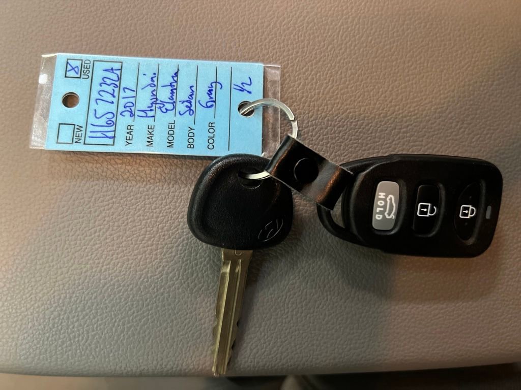 Used 2017 Hyundai Elantra SE image 33