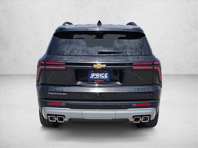 Used 2026 Chevrolet Traverse LT w/ Driver Confidence Package image 6