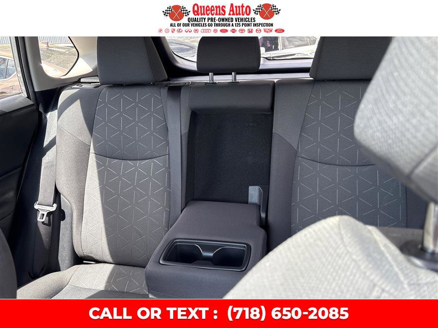 Used 2019 Toyota RAV4 XLE w/ All Weather Liner Package AWD/4WD image 48