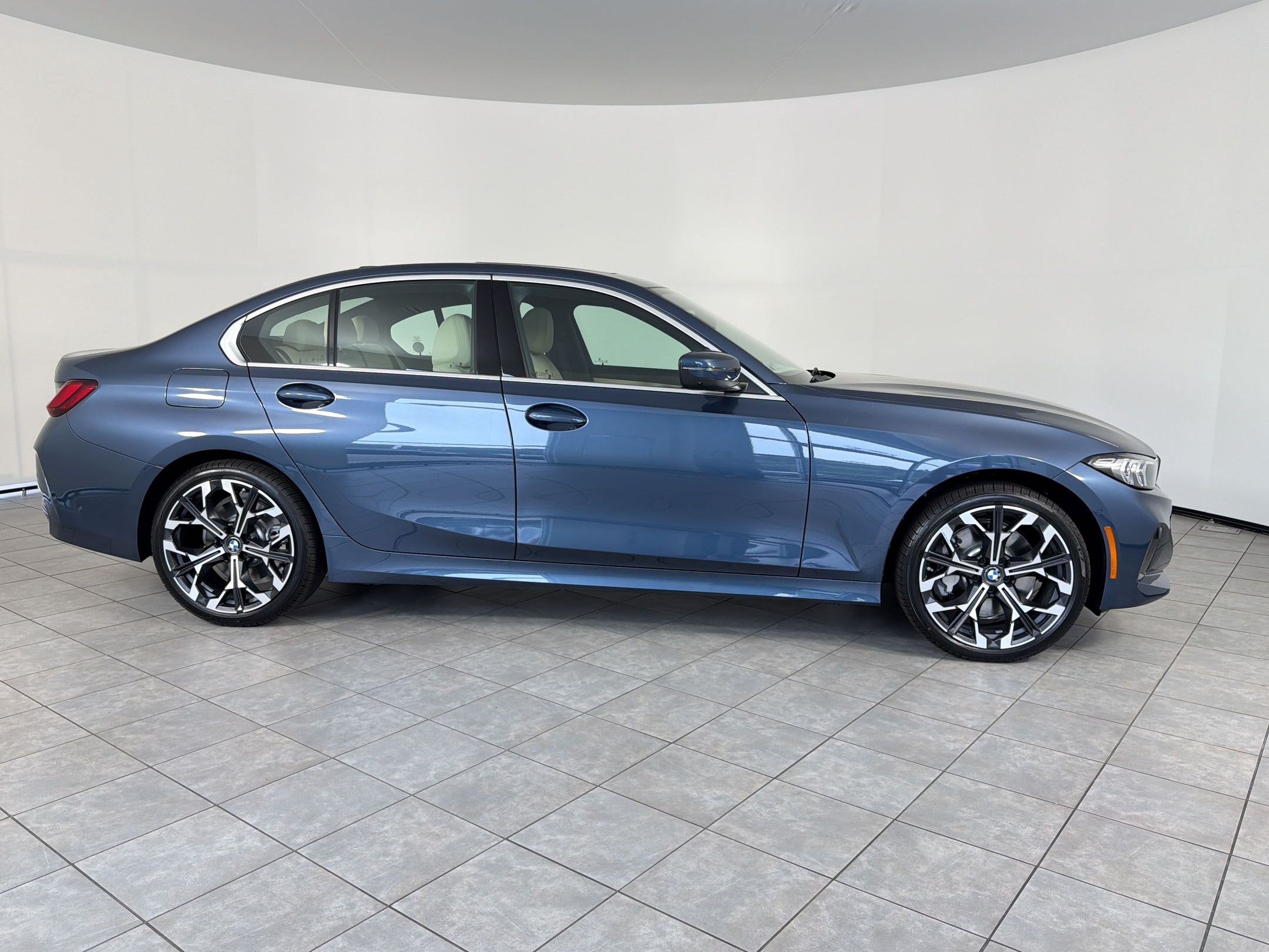 New 2026 BMW 330i Sedan w/ Premium Package RWD image 8