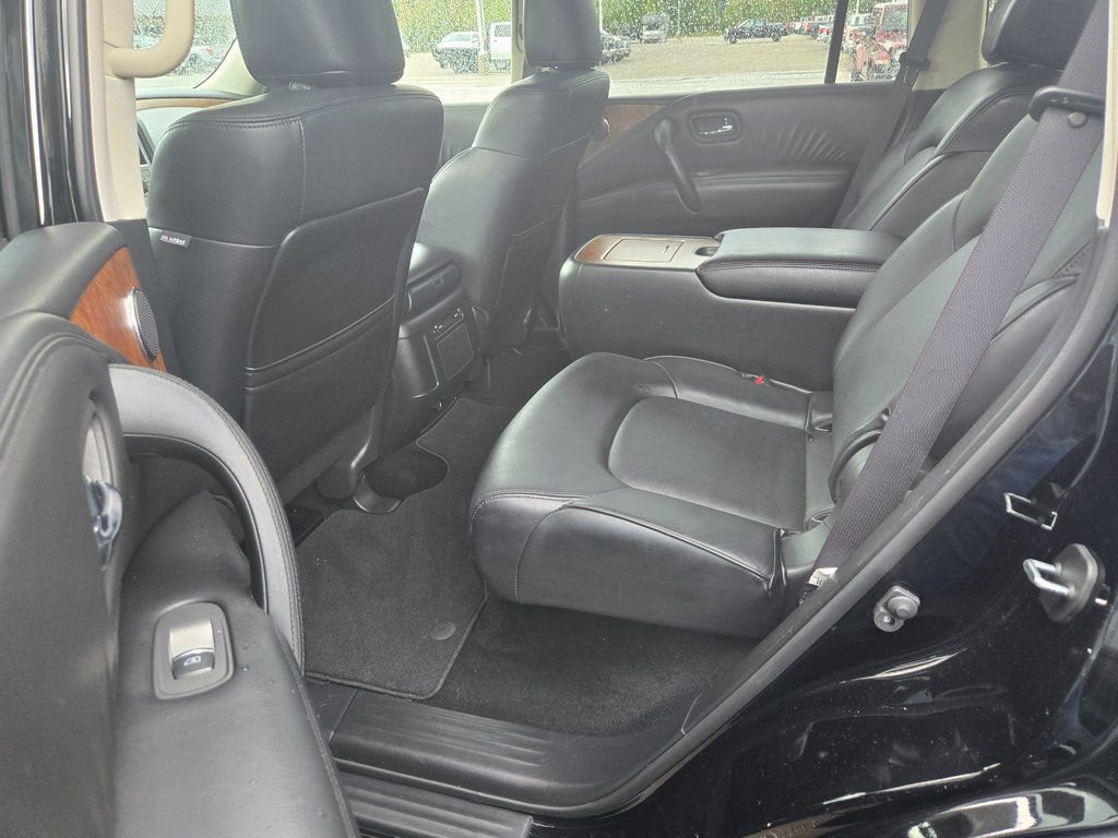 Used 2024 Nissan Armada SL w/ Captain's Chairs Package image 8