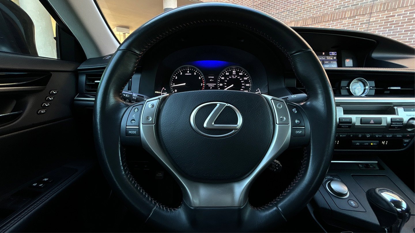 Used 2015 Lexus ES 350 image 25