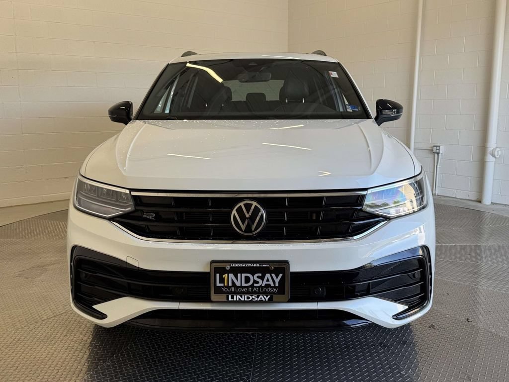 Used 2022 Volkswagen Tiguan SE R-Line AWD/4WD image 8