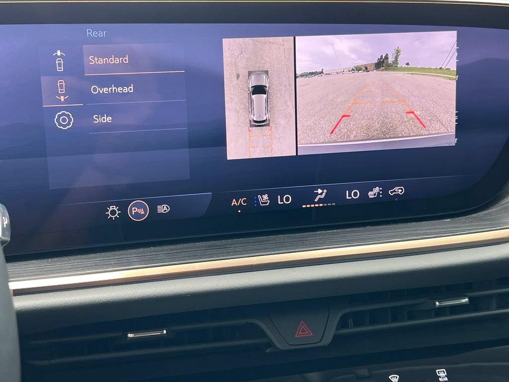 Used 2024 Buick Envision Avenir AWD/4WD image 25