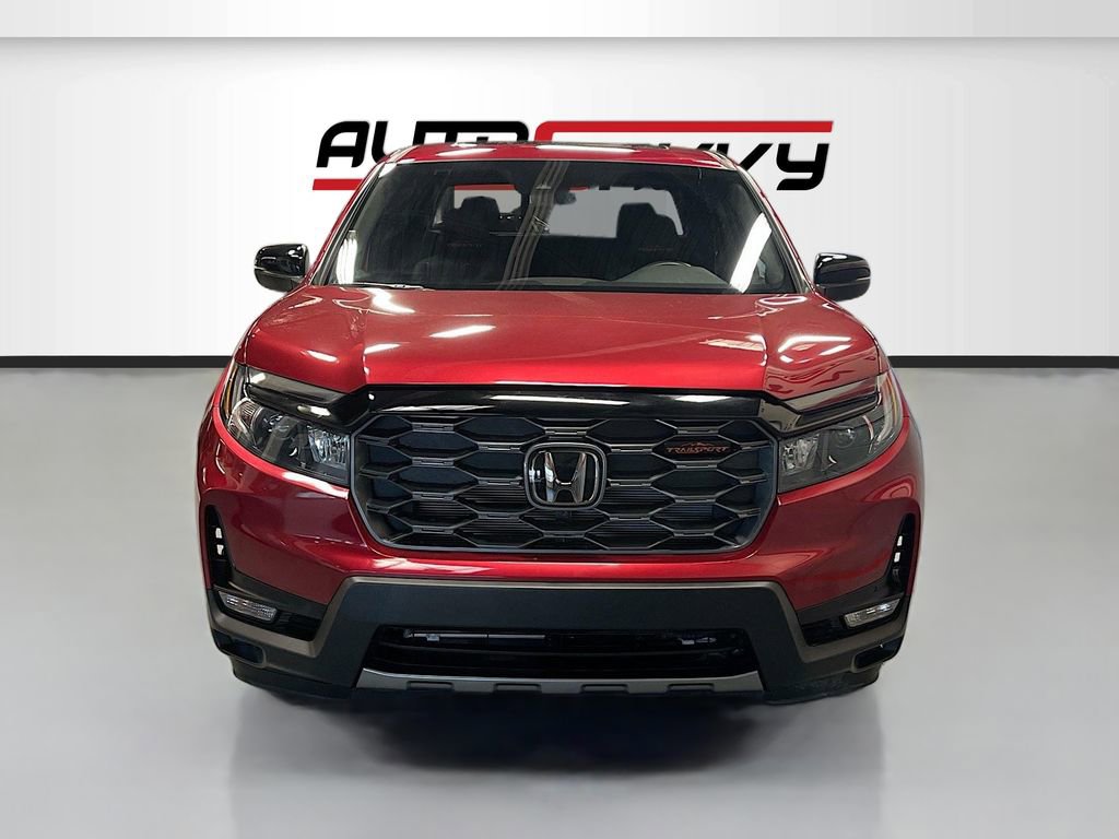 Used 2025 Honda Ridgeline TrailSport image 2