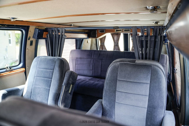 Used 1988 Chevrolet G20 RWD image 54