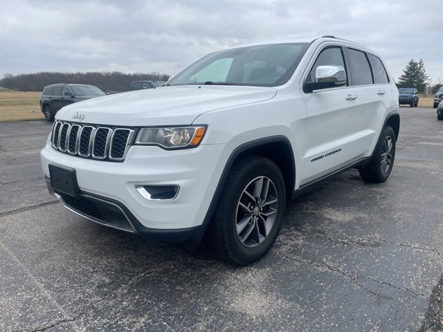 Used 2017 Jeep Grand Cherokee Limited image 3