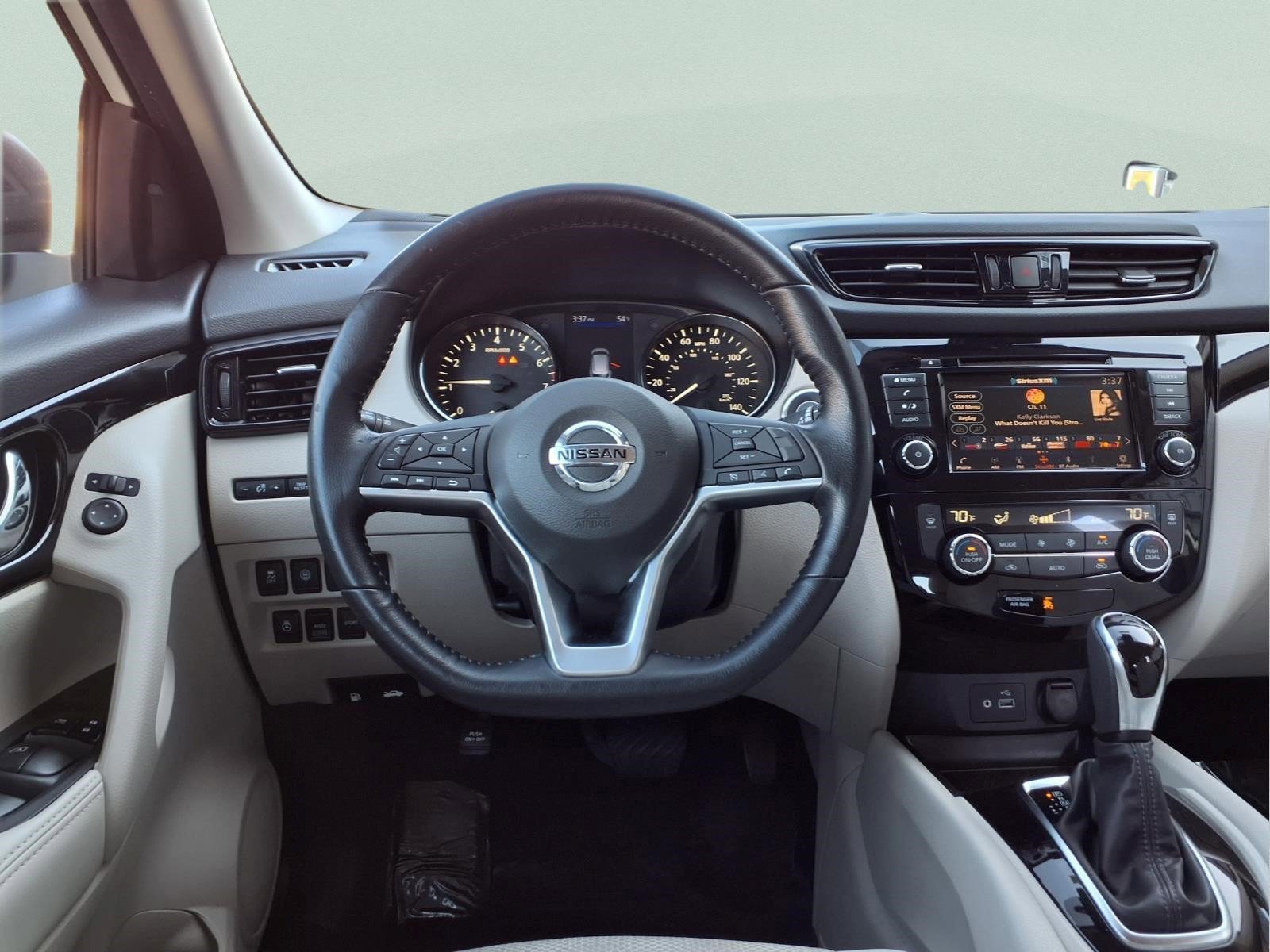 Certified 2021 Nissan Rogue Sport SV image 16