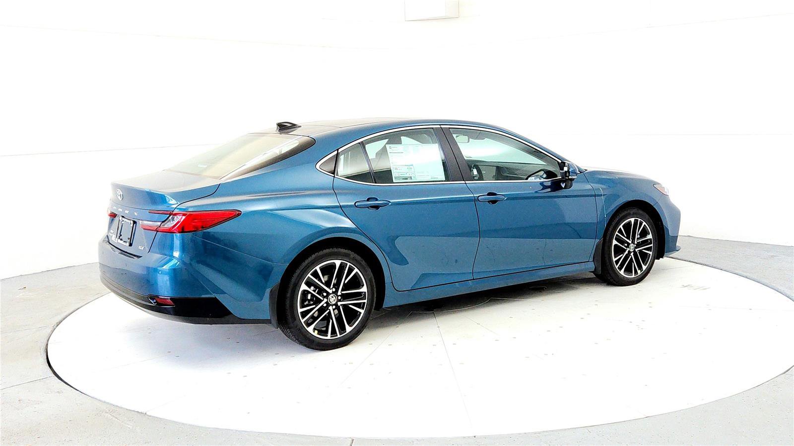 New 2026 Toyota Camry XLE AWD/4WD image 6