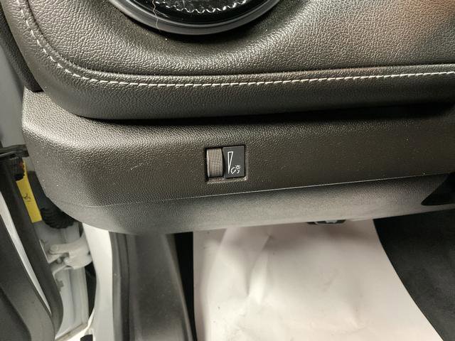 Used 2023 Chevrolet Colorado LT w/ LT Convenience Package image 10