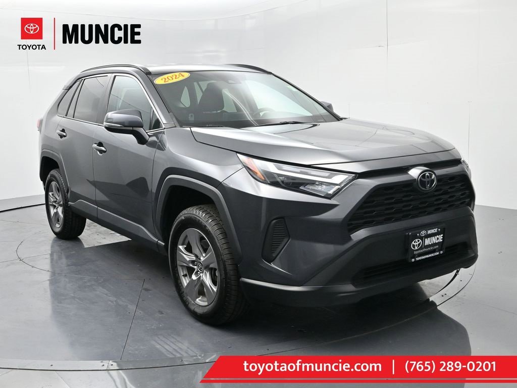 Used 2024 Toyota RAV4 XLE image 1