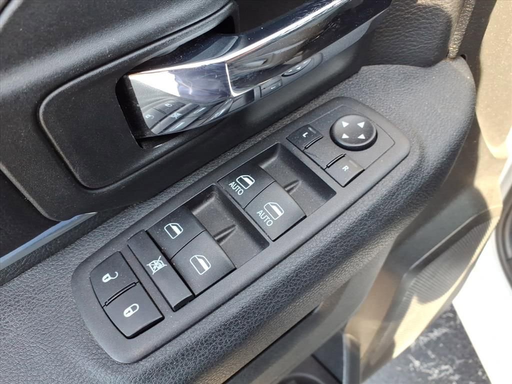Certified 2024 RAM 1500 Classic Warlock AWD/4WD image 7