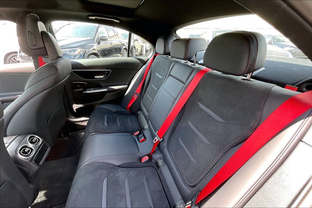 Used 2026 Mercedes-Benz C 43 AMG 4MATIC Sedan image 18