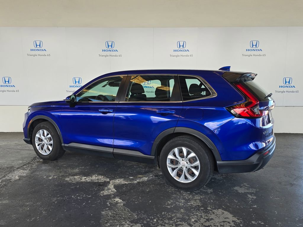 Used 2023 Honda CR-V LX image 4