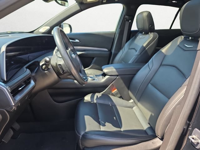 Used 2024 Cadillac XT4 Premium Luxury AWD/4WD image 9