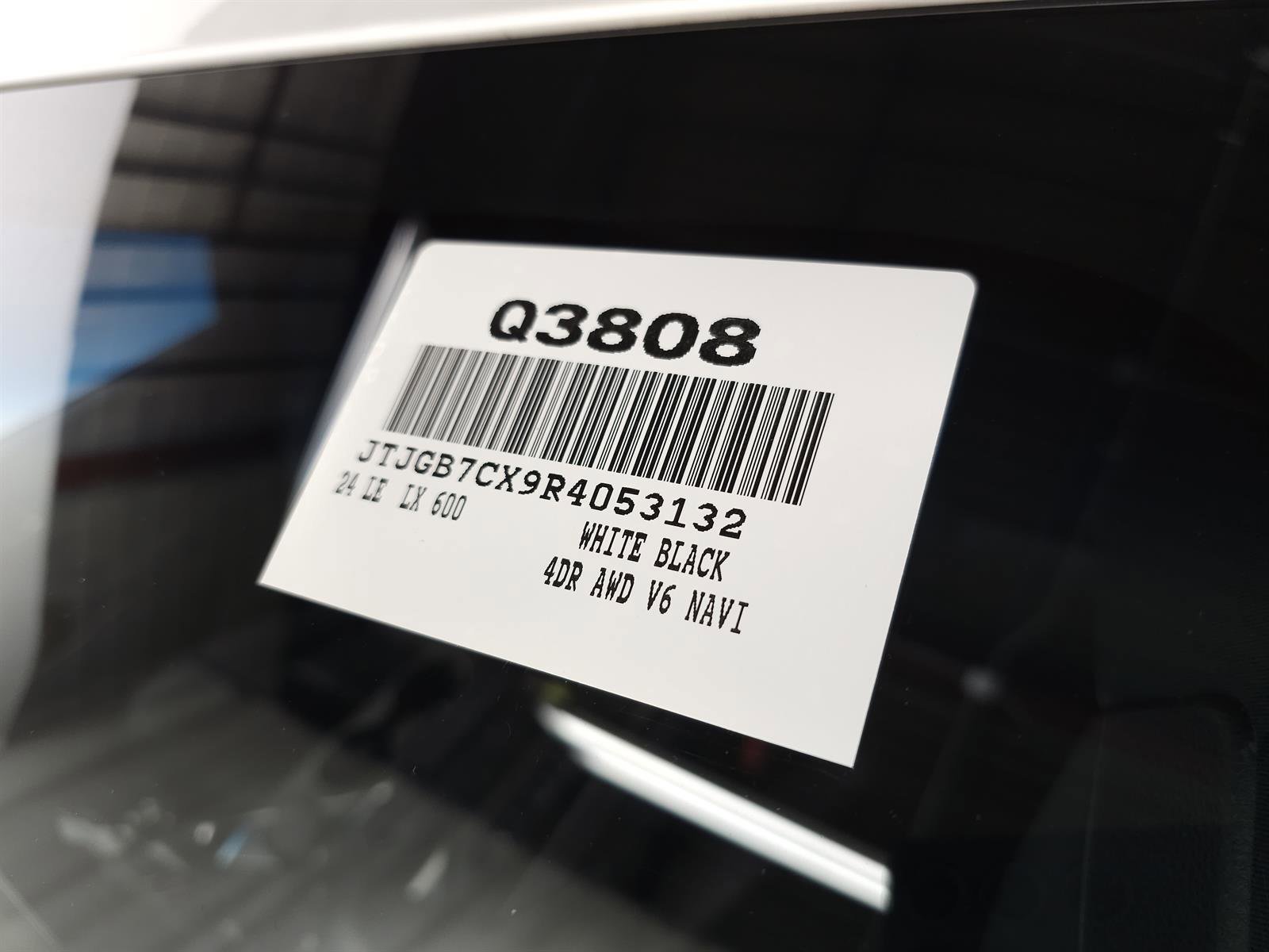 Used 2024 Lexus LX 600 4WD w/ Appearance Package image 42