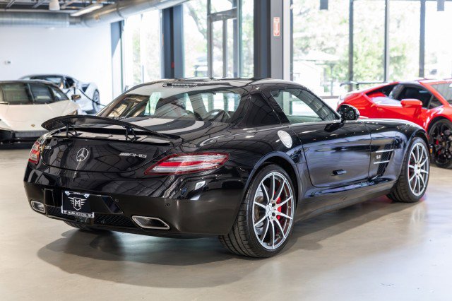 Used 2012 Mercedes-Benz SLS AMG Coupe image 6