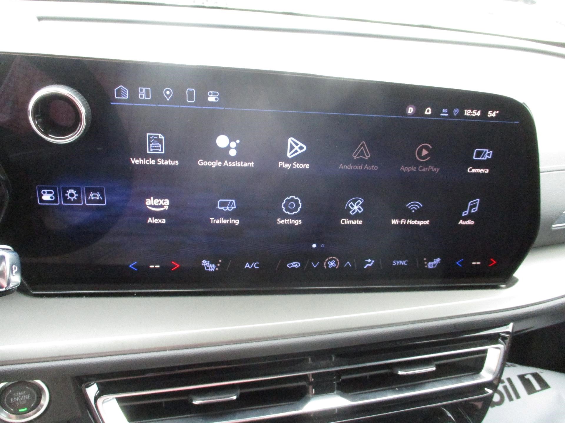 Certified 2025 Chevrolet Traverse LT image 17