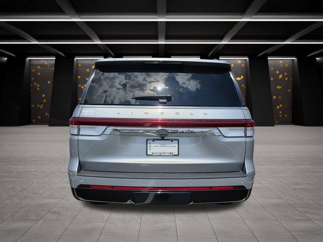 Certified 2022 Lincoln Navigator L 4WD image 5