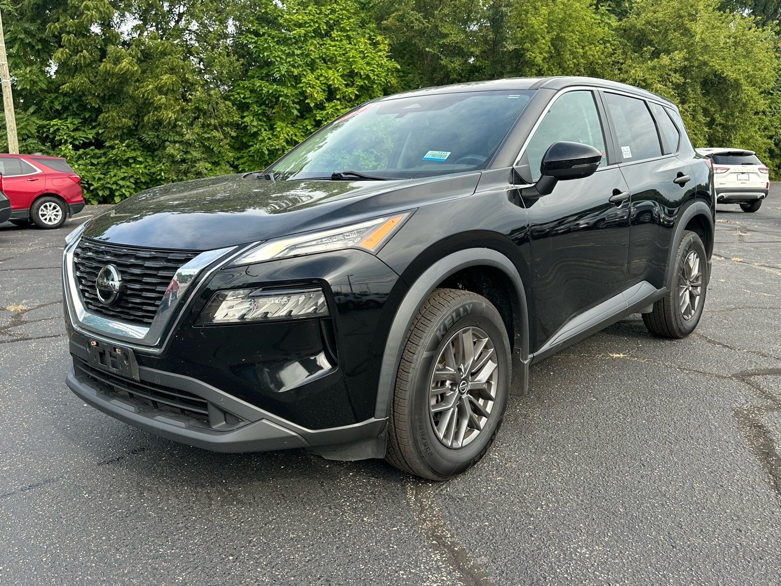 Used 2021 Nissan Rogue S AWD/4WD image 3