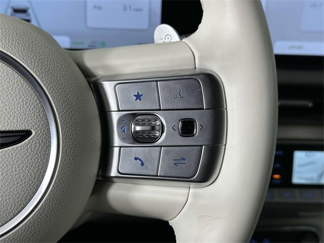 Used 2025 Genesis GV60 AWD image 24