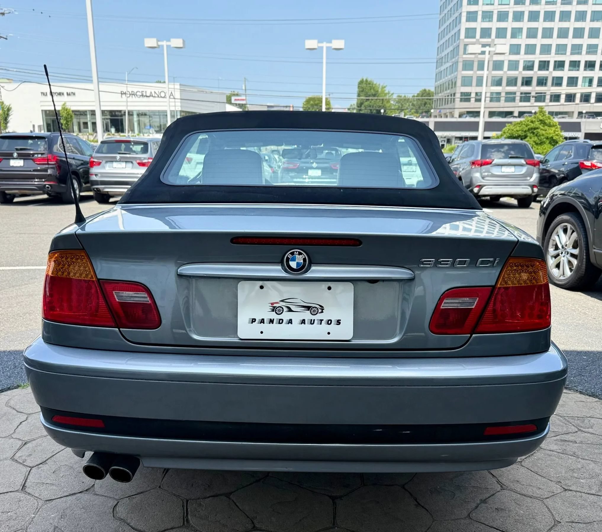 Used 2004 BMW 330Ci Convertible RWD image 9