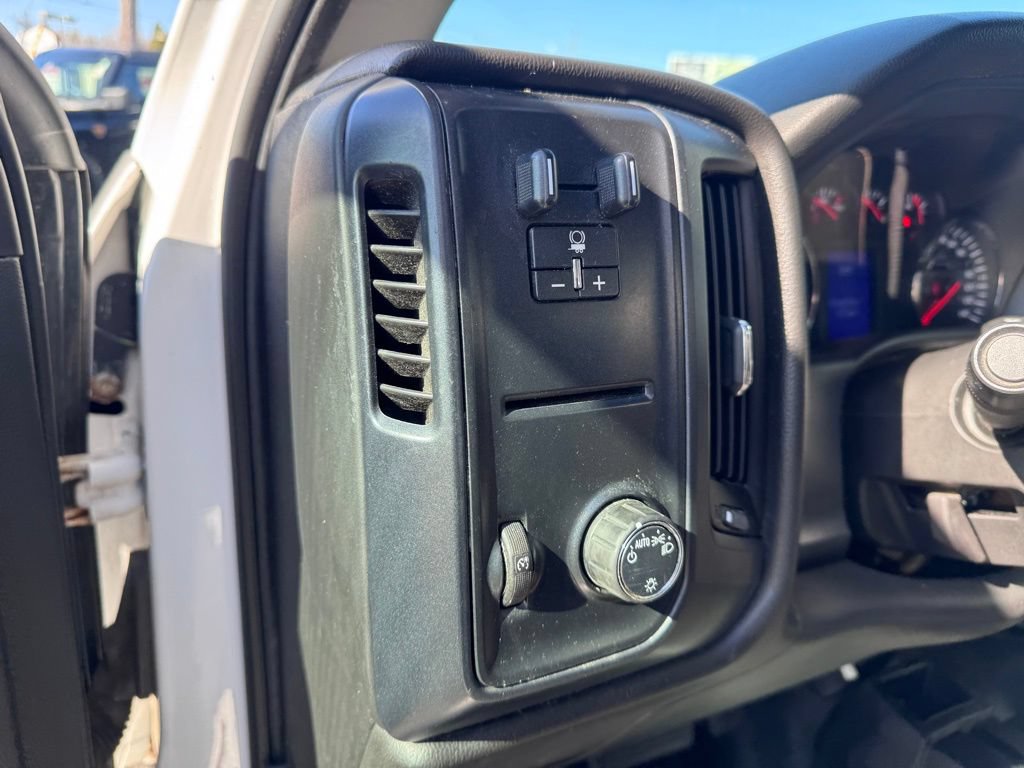 Used 2018 Chevrolet Silverado 3500 W/T w/ WT Convenience Package AWD/4WD image 13