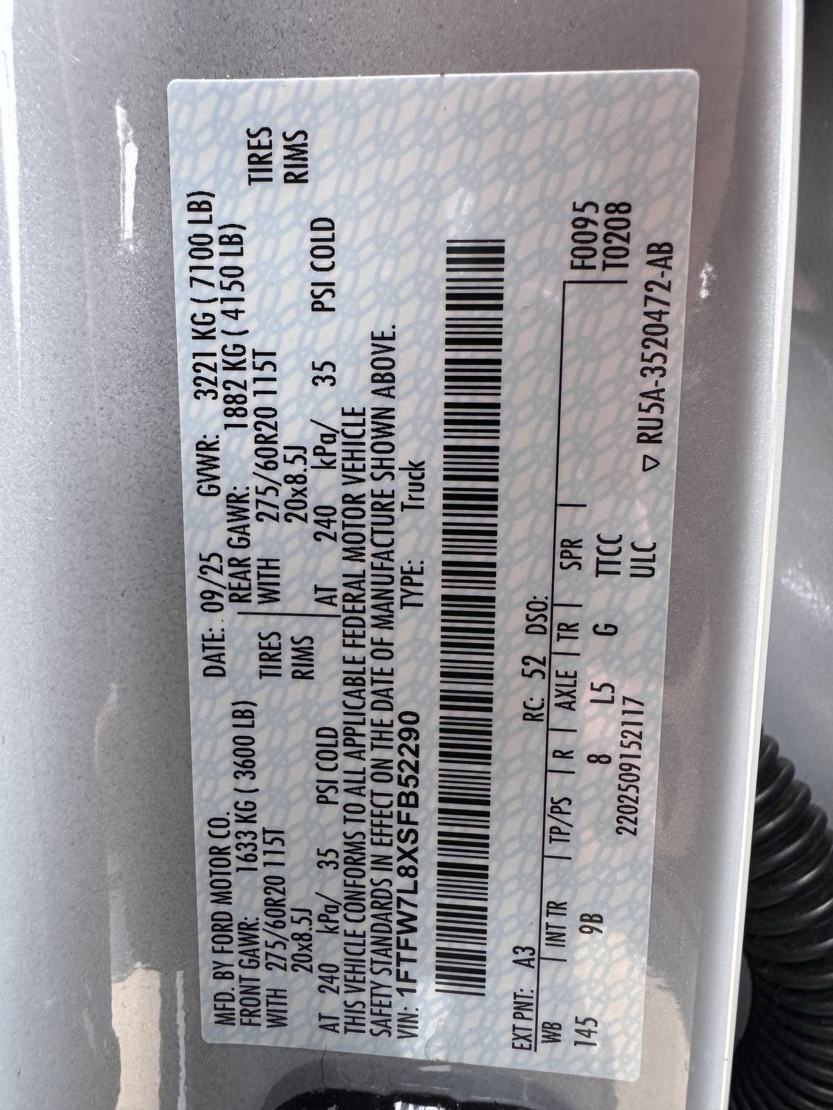 Certified 2025 Ford F150 Platinum w/ Equipment Group 702A High image 33