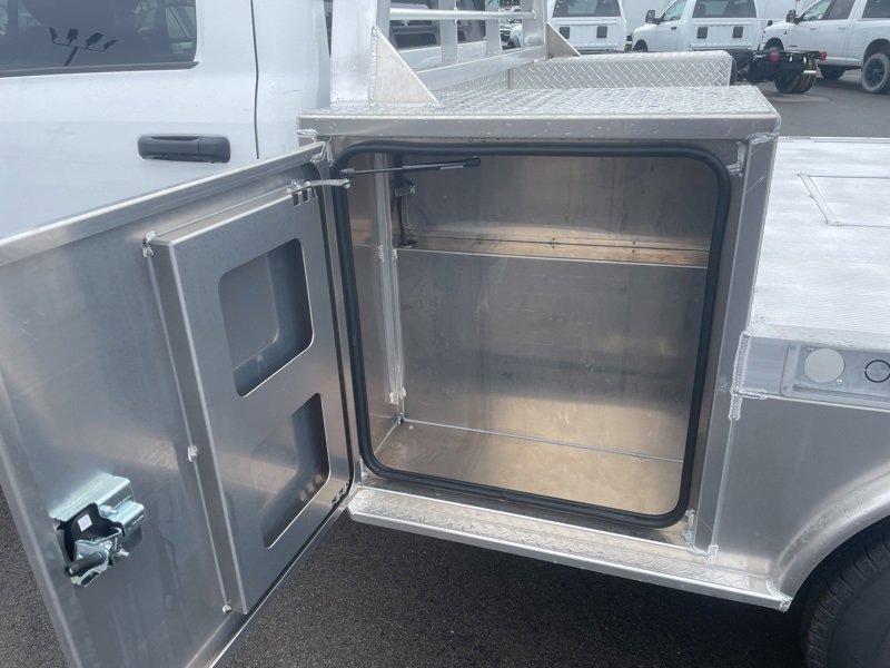 New 2025 RAM 3500 Tradesman w/ Chrome Appearance Group image 9