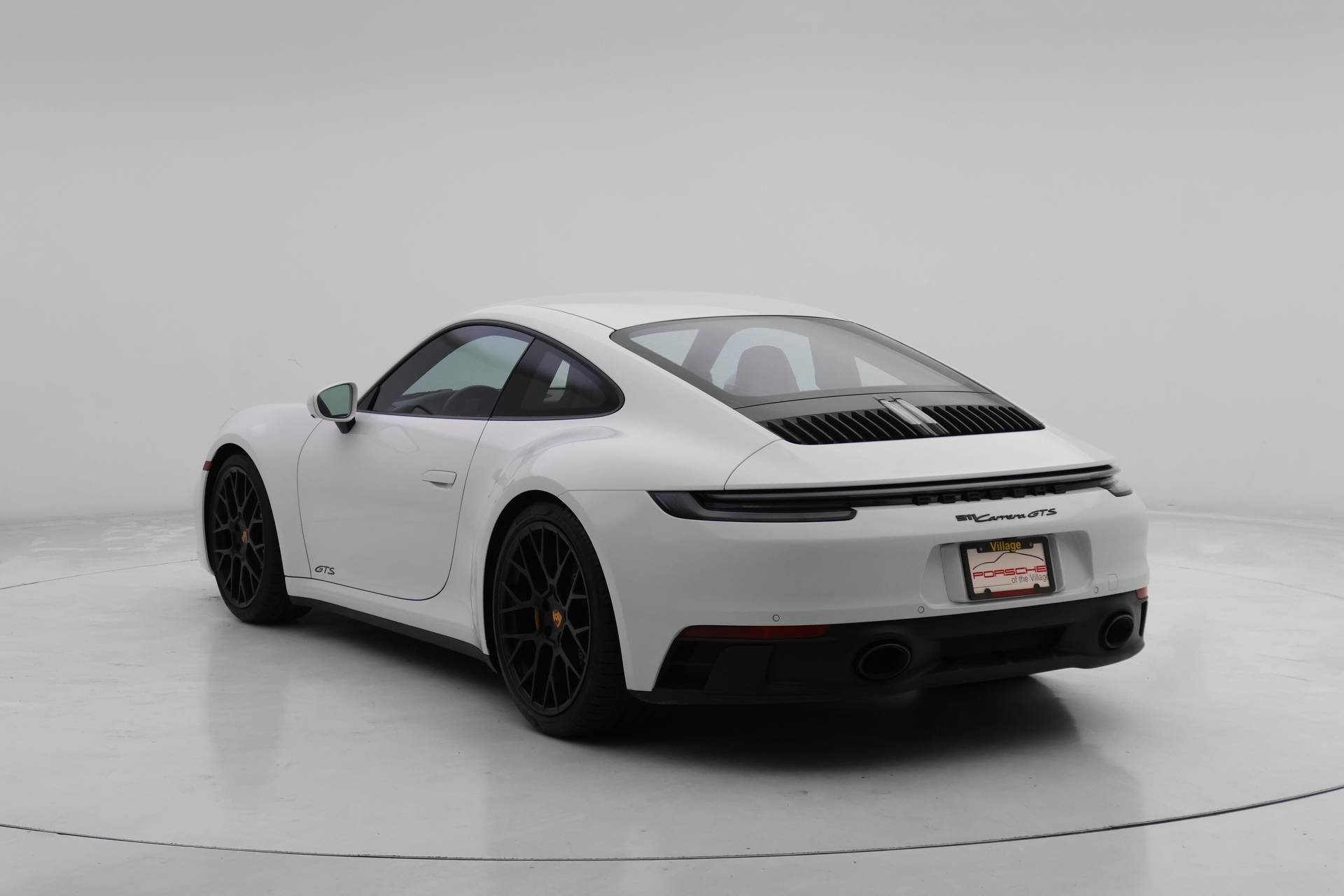 Certified 2024 Porsche 911 Carrera GTS image 3